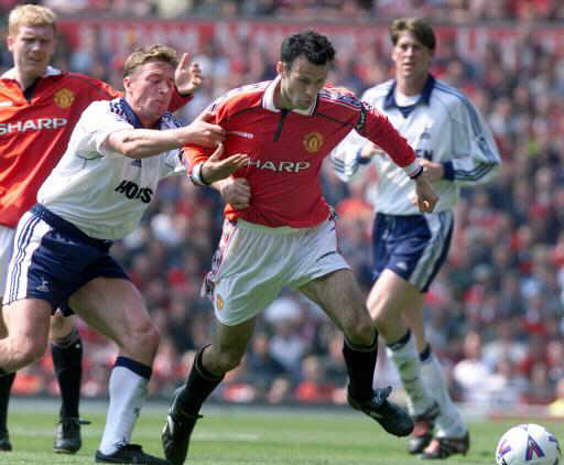 giggs_v_tottenham_20000506.jpg